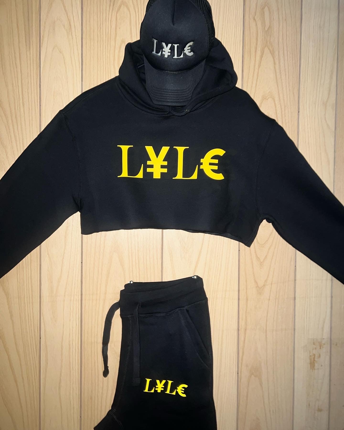 SZN1 "Beauty within the Eye"