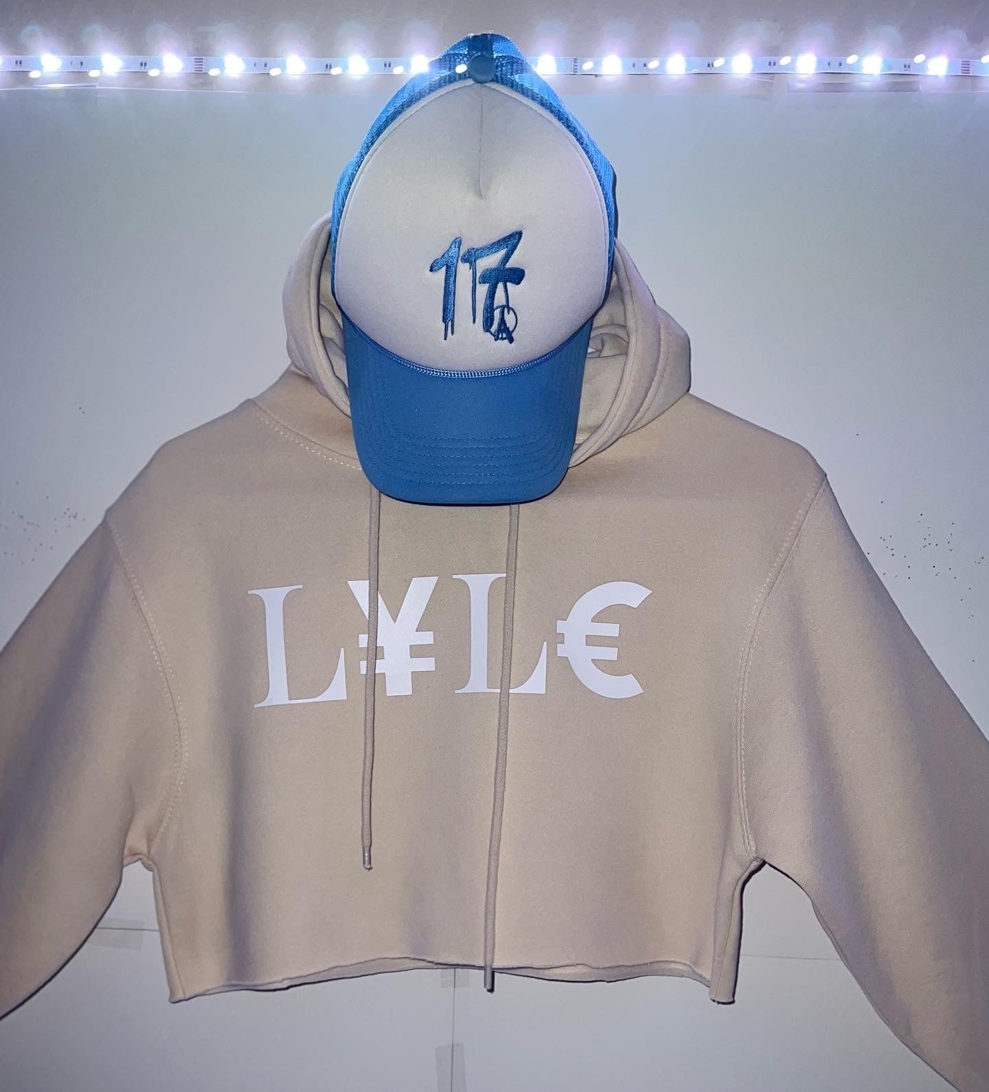 SZN1 "Your Own Table"